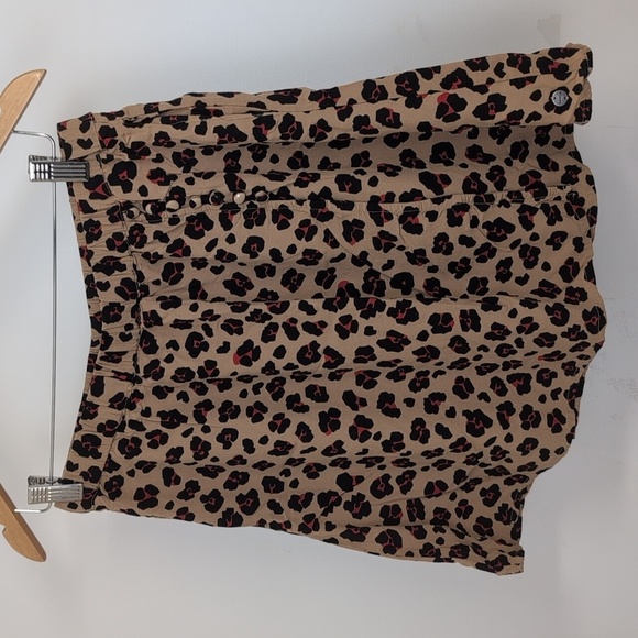 GARCIA ANIMAL PRINT MINI SKIRT SIZE MEDIUM - Picture 2 of 5